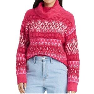 Universal thread pink fuzzy cropped cowl neck sweater fair isle size large